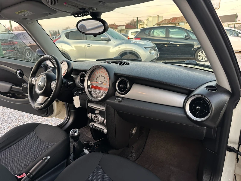 Mini Cooper 1.4 i* START-STOP* , снимка 8 - Автомобили и джипове - 52710617