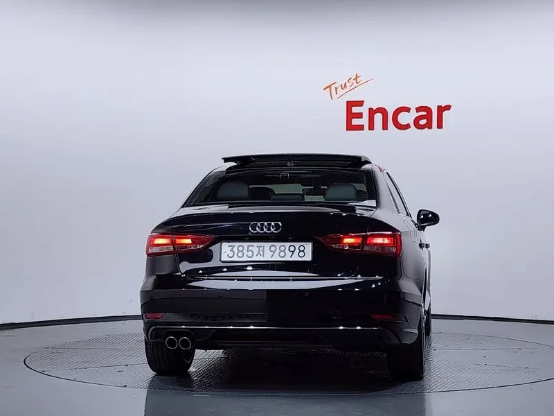 Audi A3 40 Tfsi 8V, снимка 4 - Автомобили и джипове - 56111686