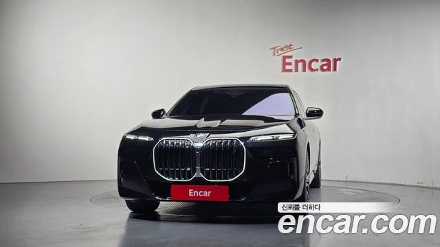 BMW i7, снимка 3 - Автомобили и джипове - 56282173