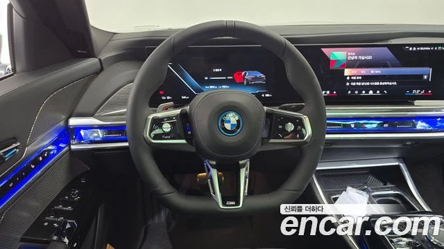 BMW i7, снимка 13 - Автомобили и джипове - 56282173