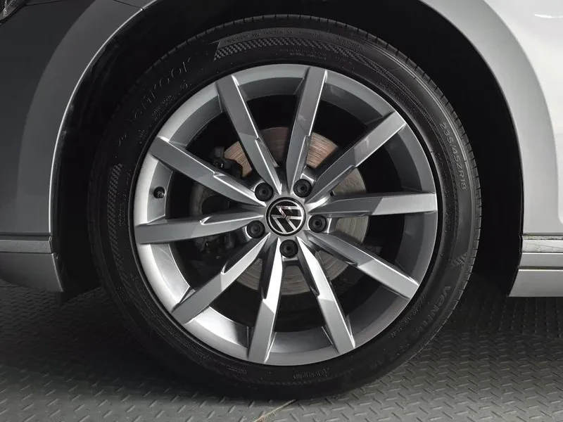 VW Passat 2.0 Tdi Prestige, снимка 5 - Автомобили и джипове - 56656563
