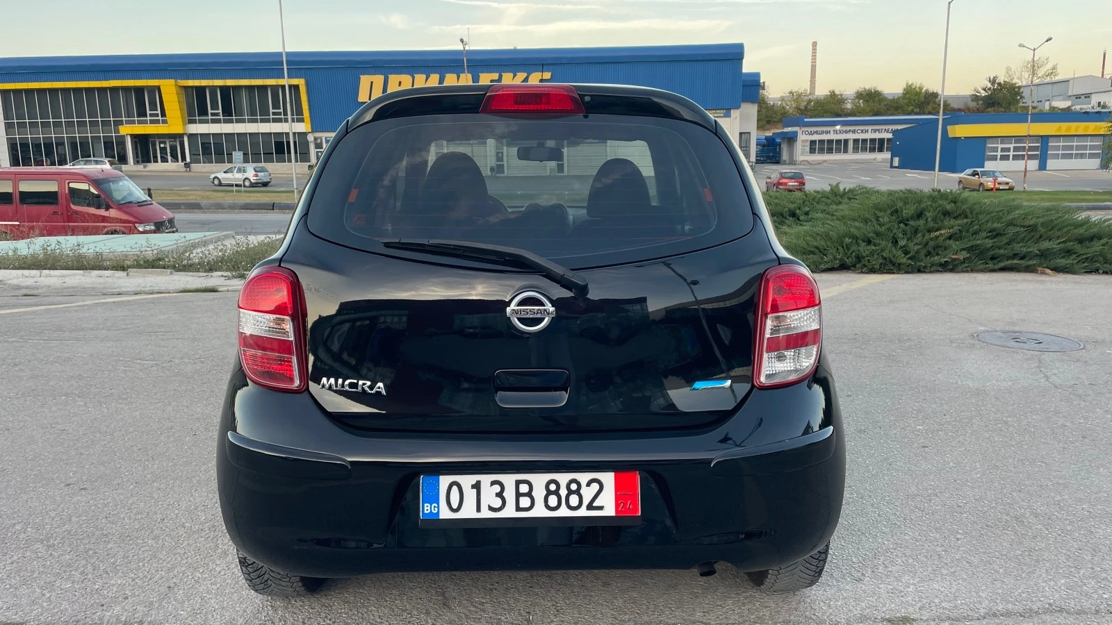 Nissan Micra 1.2i NAVI - изображение 7