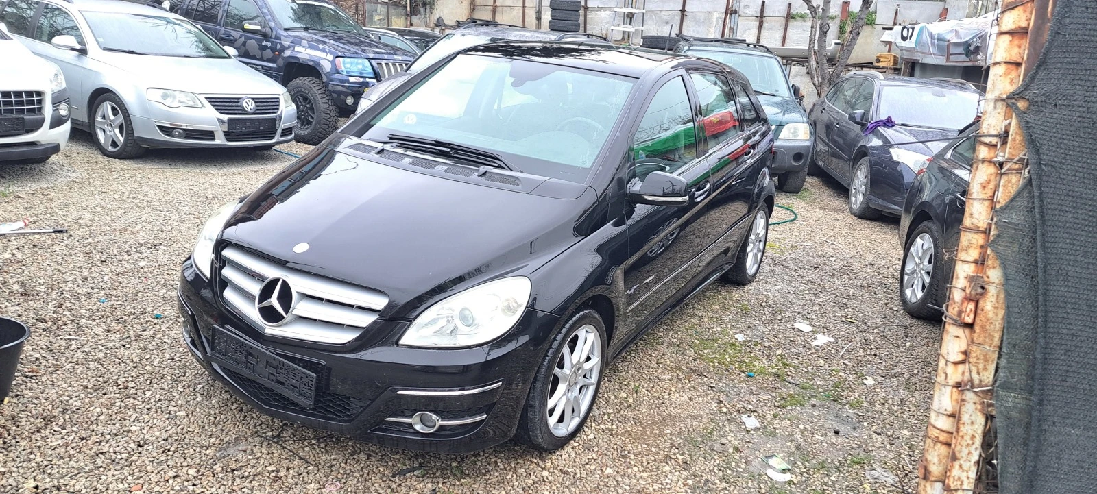 Mercedes-Benz B 200 2.0d - изображение 10