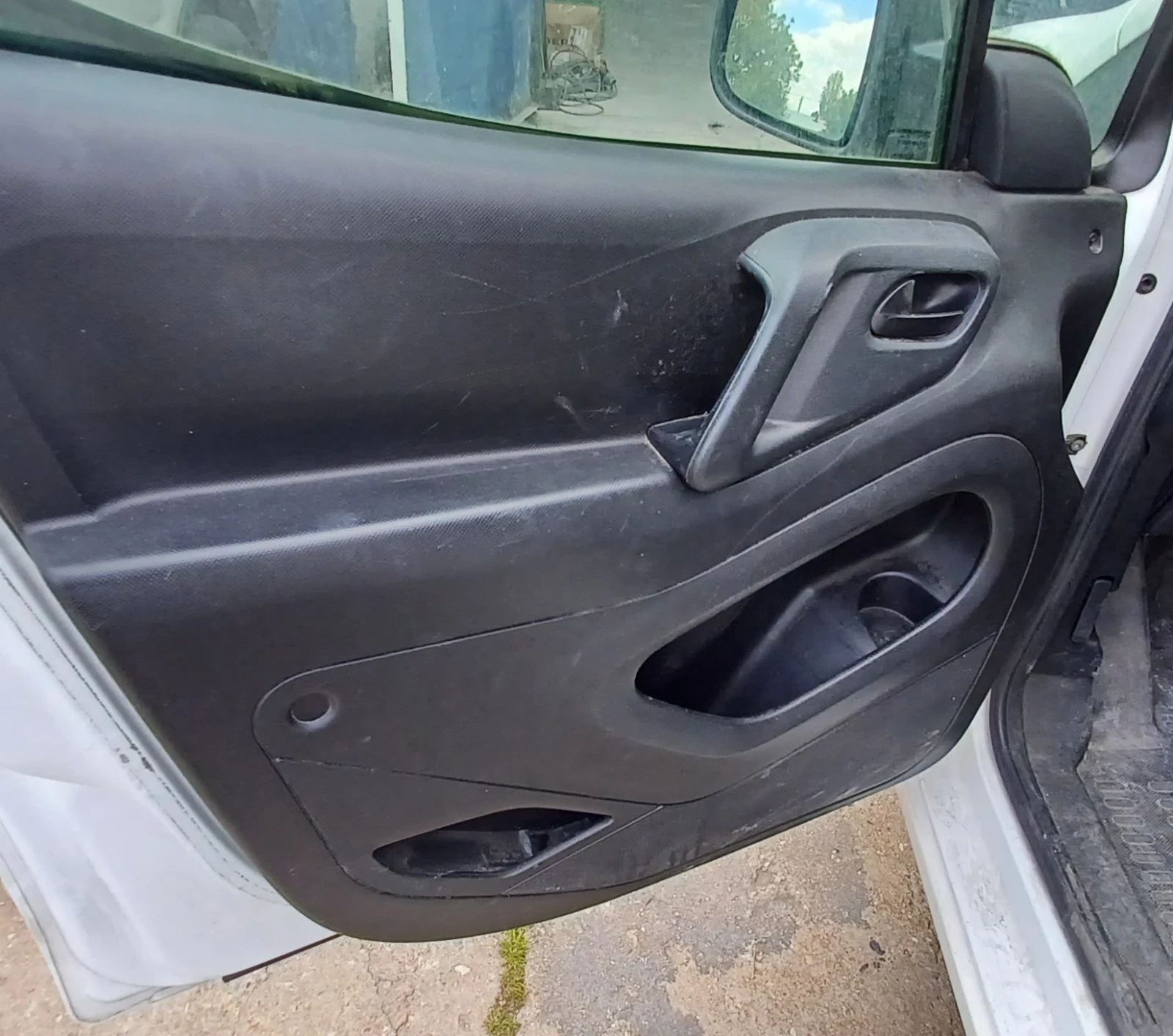 Peugeot Partner 1.6HDI - изображение 7