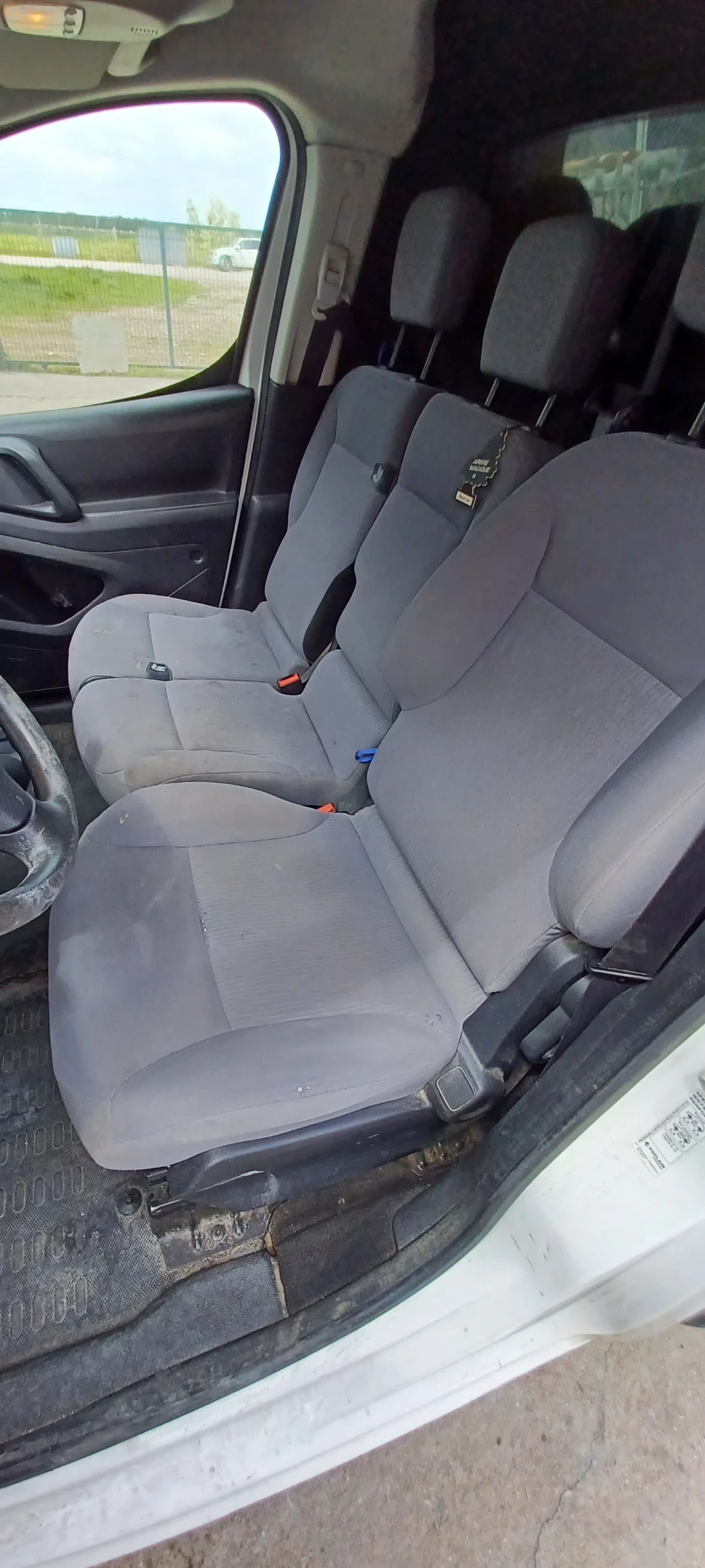 Peugeot Partner 1.6HDI - изображение 9