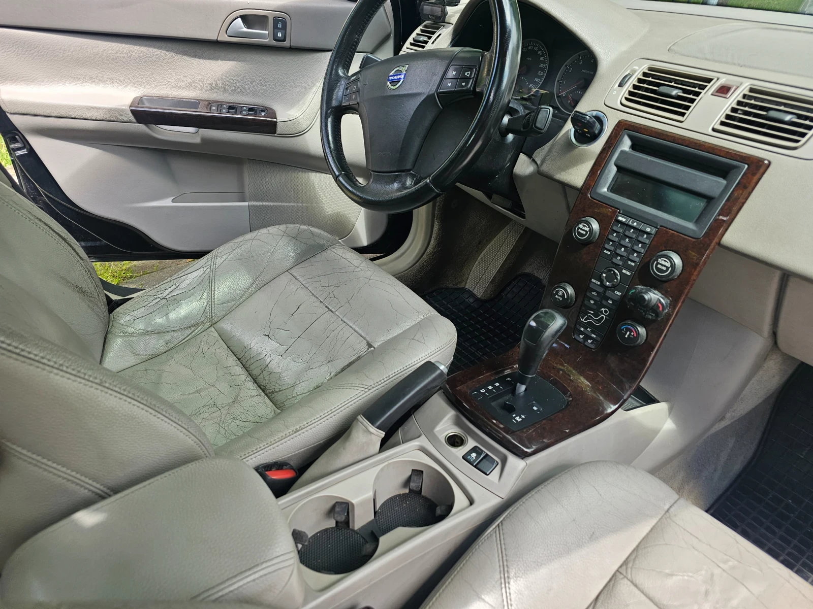 Volvo S40 2.4 - изображение 6