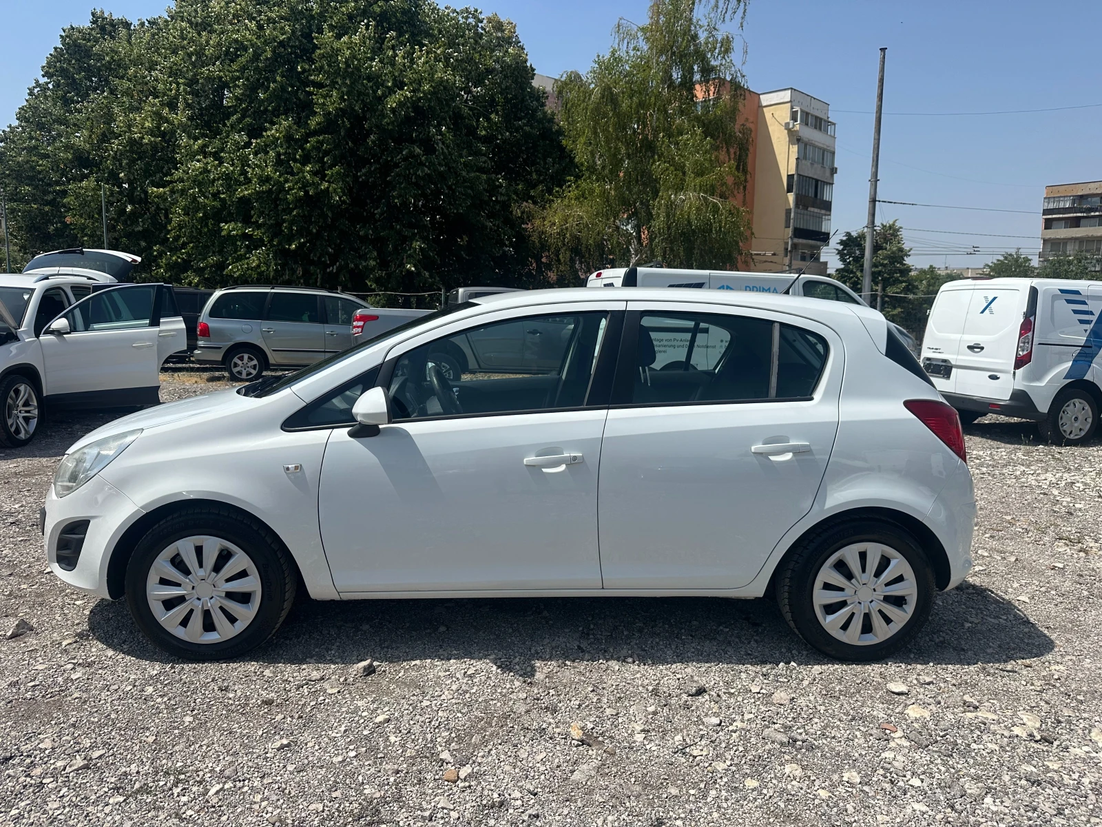Opel Corsa 1.2i 86kc 4цилиндъра - изображение 2