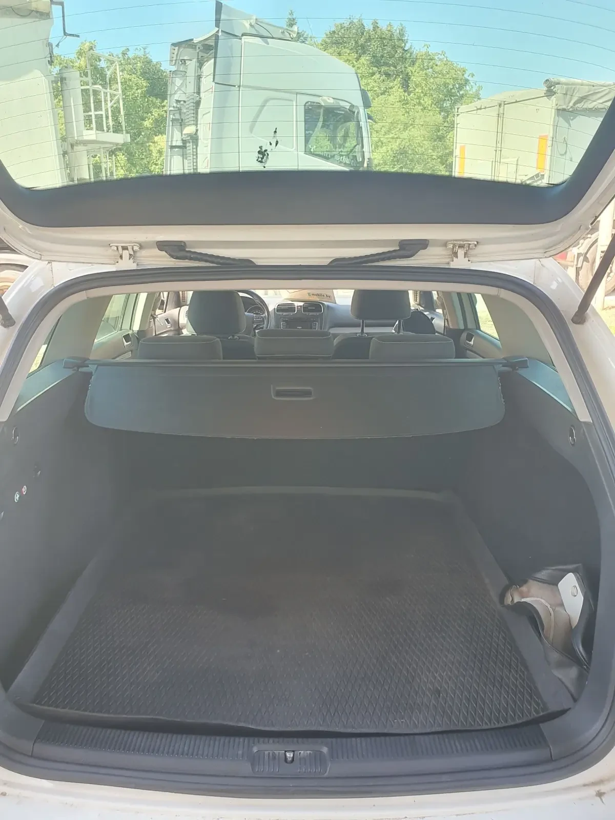 VW Golf + 1.6TDI 4motion - изображение 9