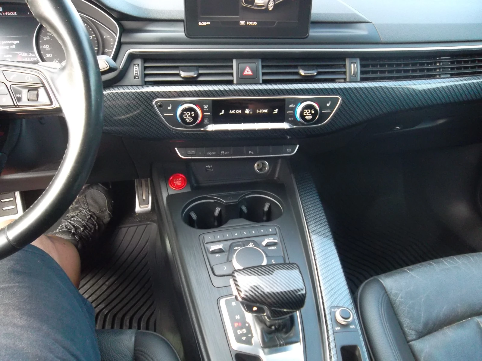 Audi A4  S-LINE - изображение 9