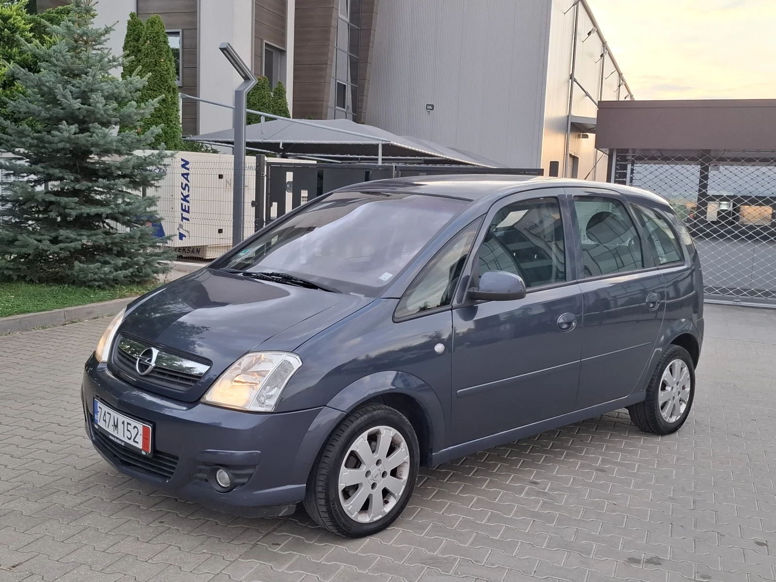 Opel Meriva 1.4i* (90кс)* * FACELIFT* * НОВ ВНОС* *  - изображение 3