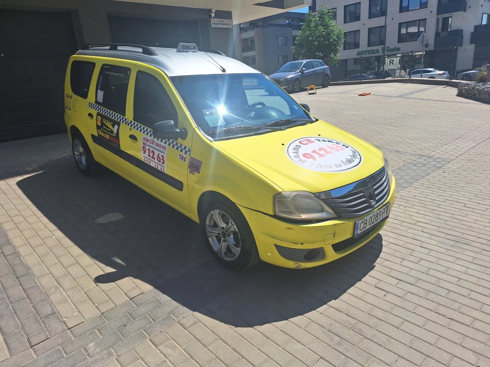 Dacia Logan, снимка 3 - Автомобили и джипове - 52318349