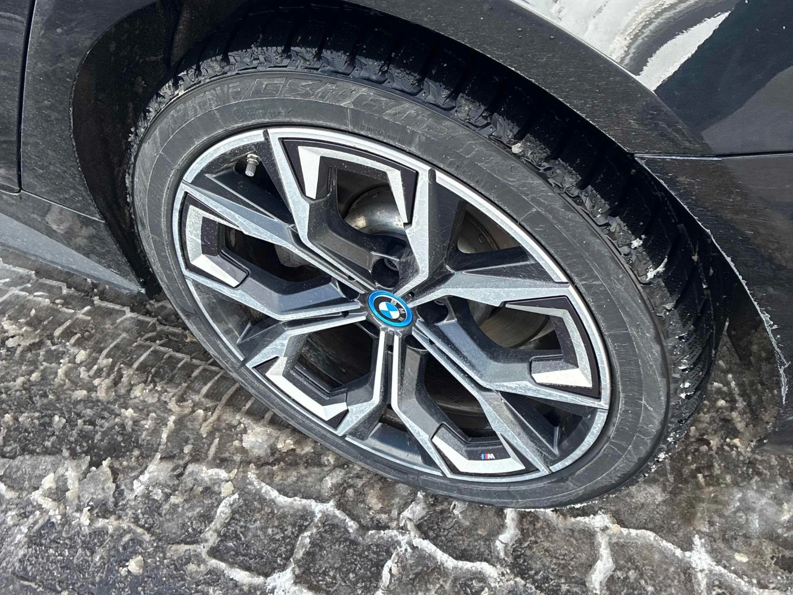 BMW i4 eDrive40 С РЕГИСТРАЦИЯ & АВТО КРЕДИТ, снимка 11 - Автомобили и джипове - 53879290