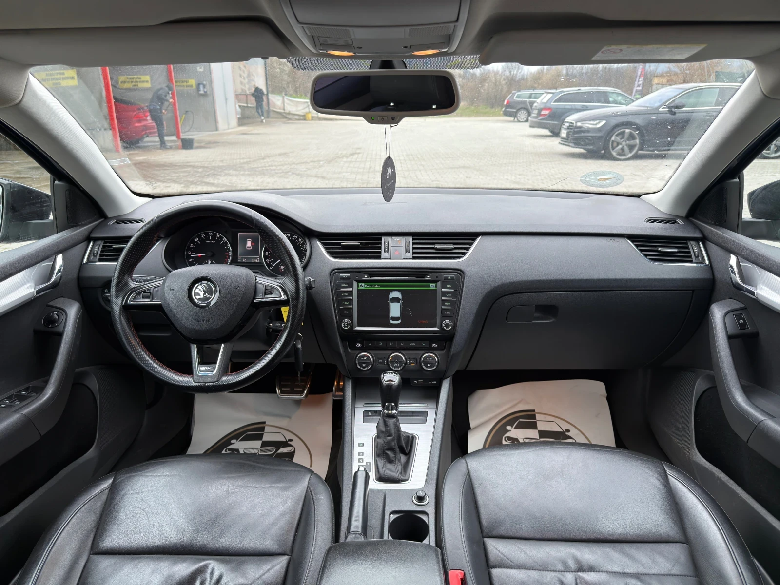 Skoda Octavia VRS Pack 2.0tdi 150кс., снимка 11 - Автомобили и джипове - 53940436