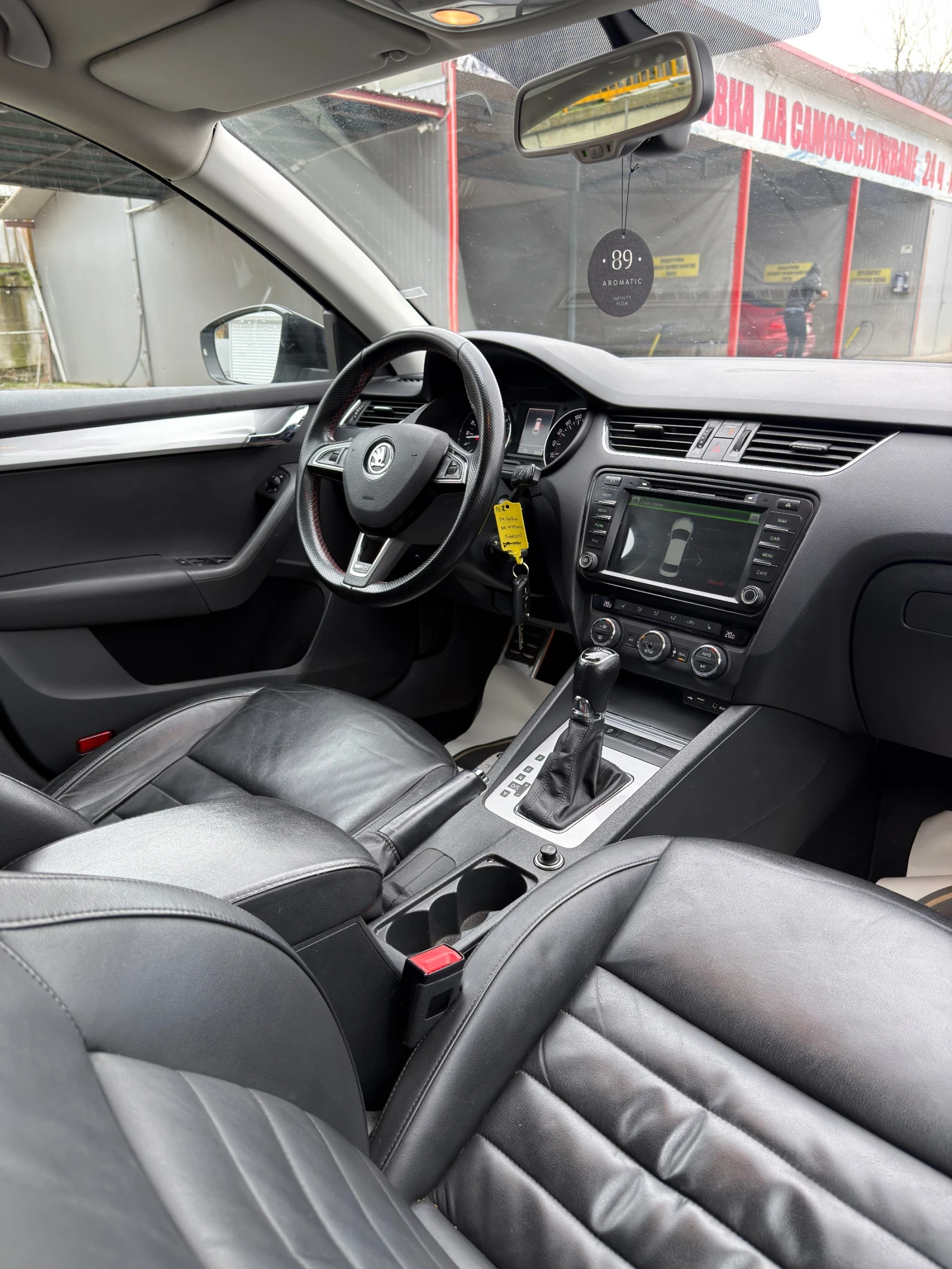 Skoda Octavia VRS Pack 2.0tdi 150кс., снимка 9 - Автомобили и джипове - 53940436