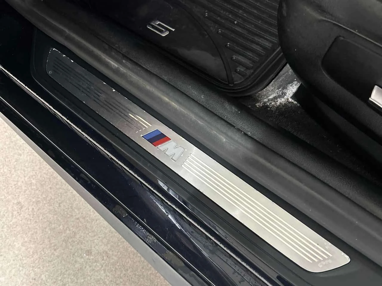 BMW 530 * 530i xDrive * CARFAX * ЦЕНА ДО БГ, снимка 13 - Автомобили и джипове - 54044813