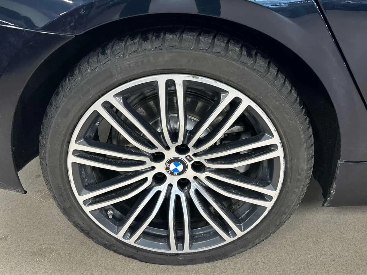 BMW 530 * 530i xDrive * CARFAX * ЦЕНА ДО БГ, снимка 9 - Автомобили и джипове - 54044813