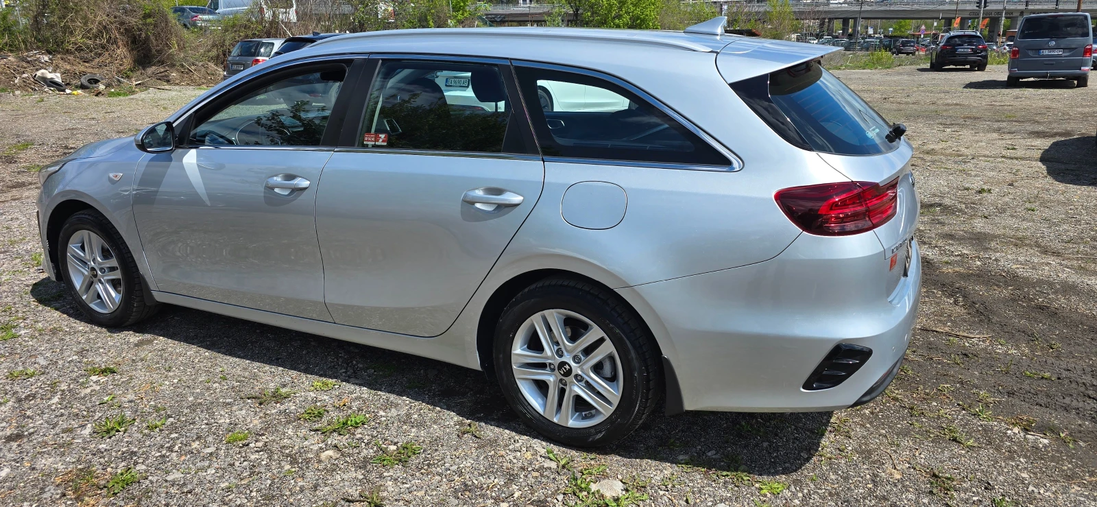 Kia Ceed 1.4.100кс.евро6, снимка 3 - Автомобили и джипове - 54293976