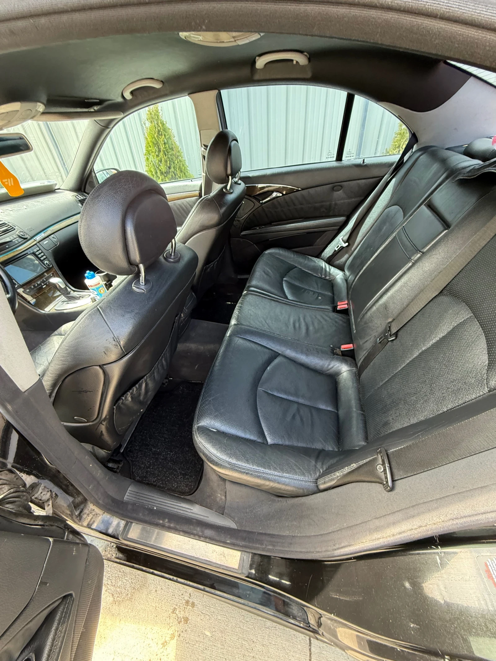 Mercedes-Benz E 270, снимка 8 - Автомобили и джипове - 54799326