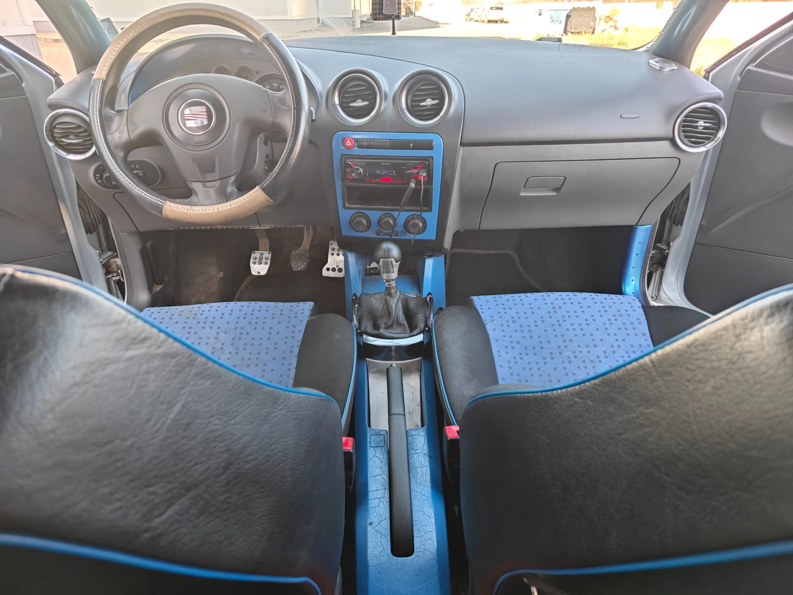 Seat Ibiza, снимка 5 - Автомобили и джипове - 54977222