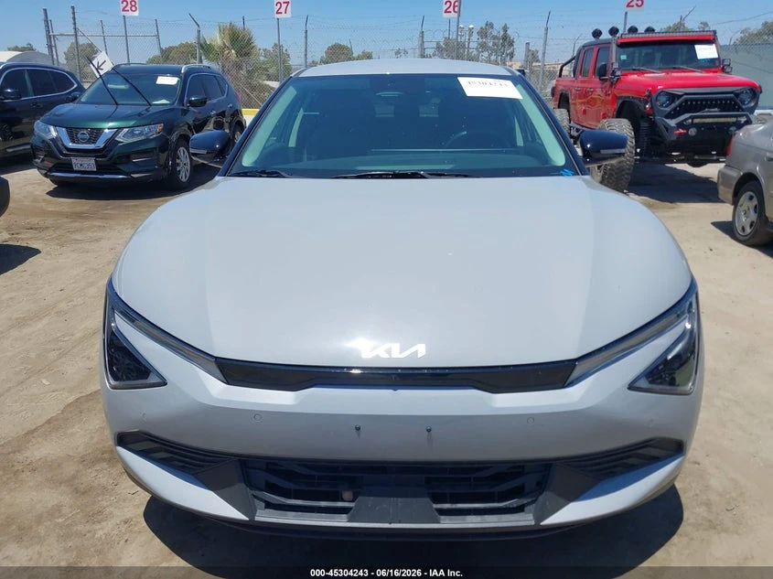 Kia EV6 Light Long Range Rwd, снимка 12 - Автомобили и джипове - 55452612