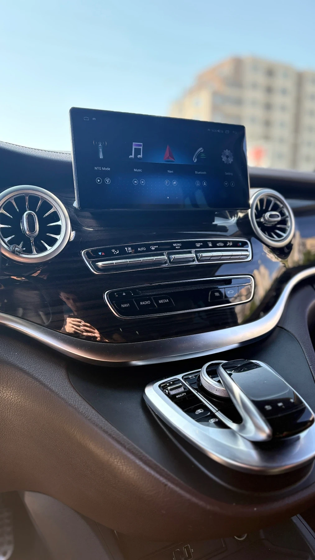 Mercedes-Benz V 300, снимка 13 - Автомобили и джипове - 55582580