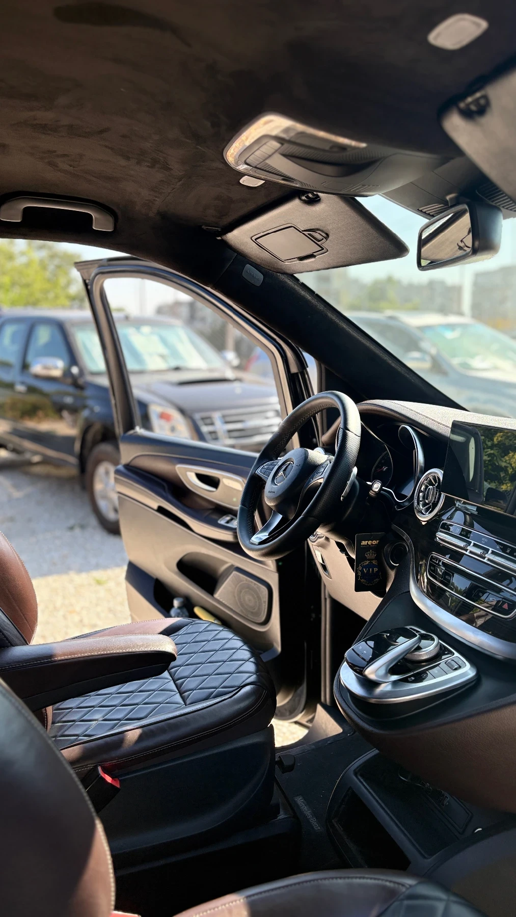 Mercedes-Benz V 300, снимка 9 - Автомобили и джипове - 55582580