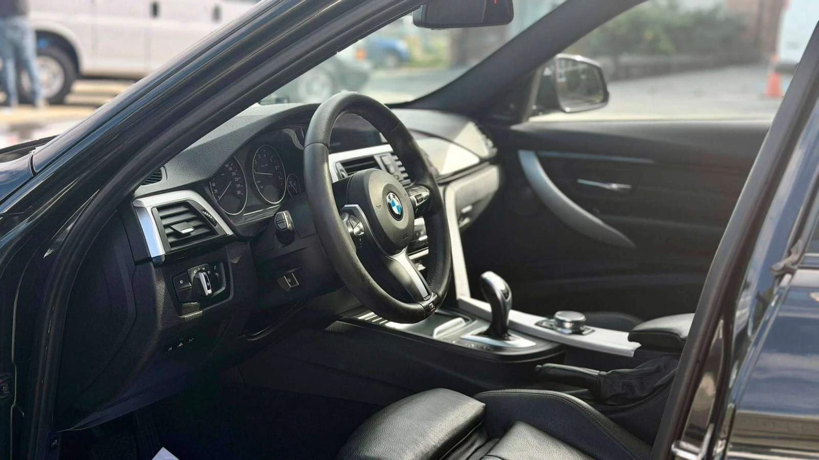 BMW 340 * 340i xDrive * ПОДГРЕВ *  ФИКСИРАНА ЦЕНА ДО БГ * , снимка 12 - Автомобили и джипове - 56057586