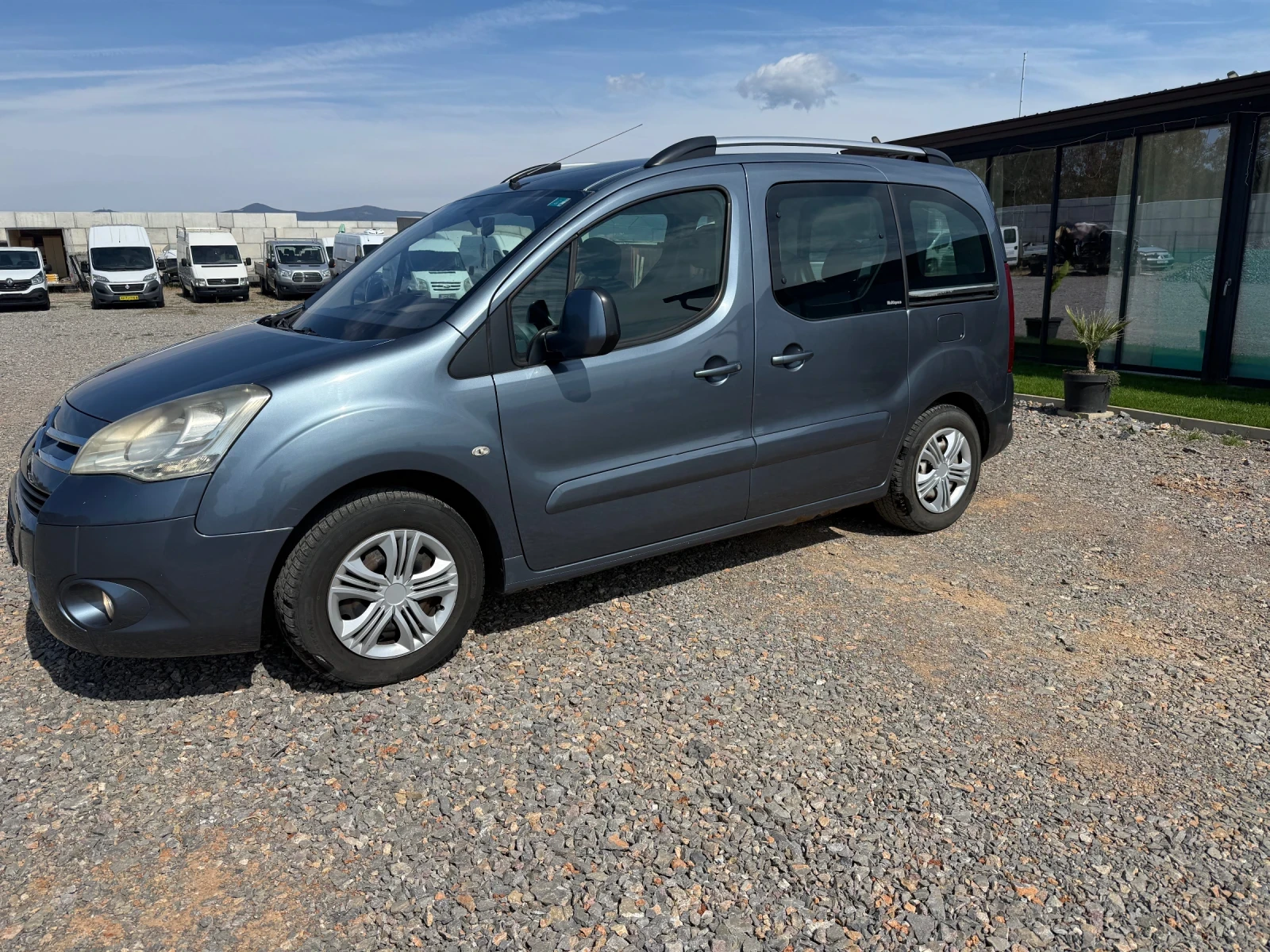 Citroen Berlingo 1.6 HDI KLIMA, снимка 2 - Автомобили и джипове - 56137933