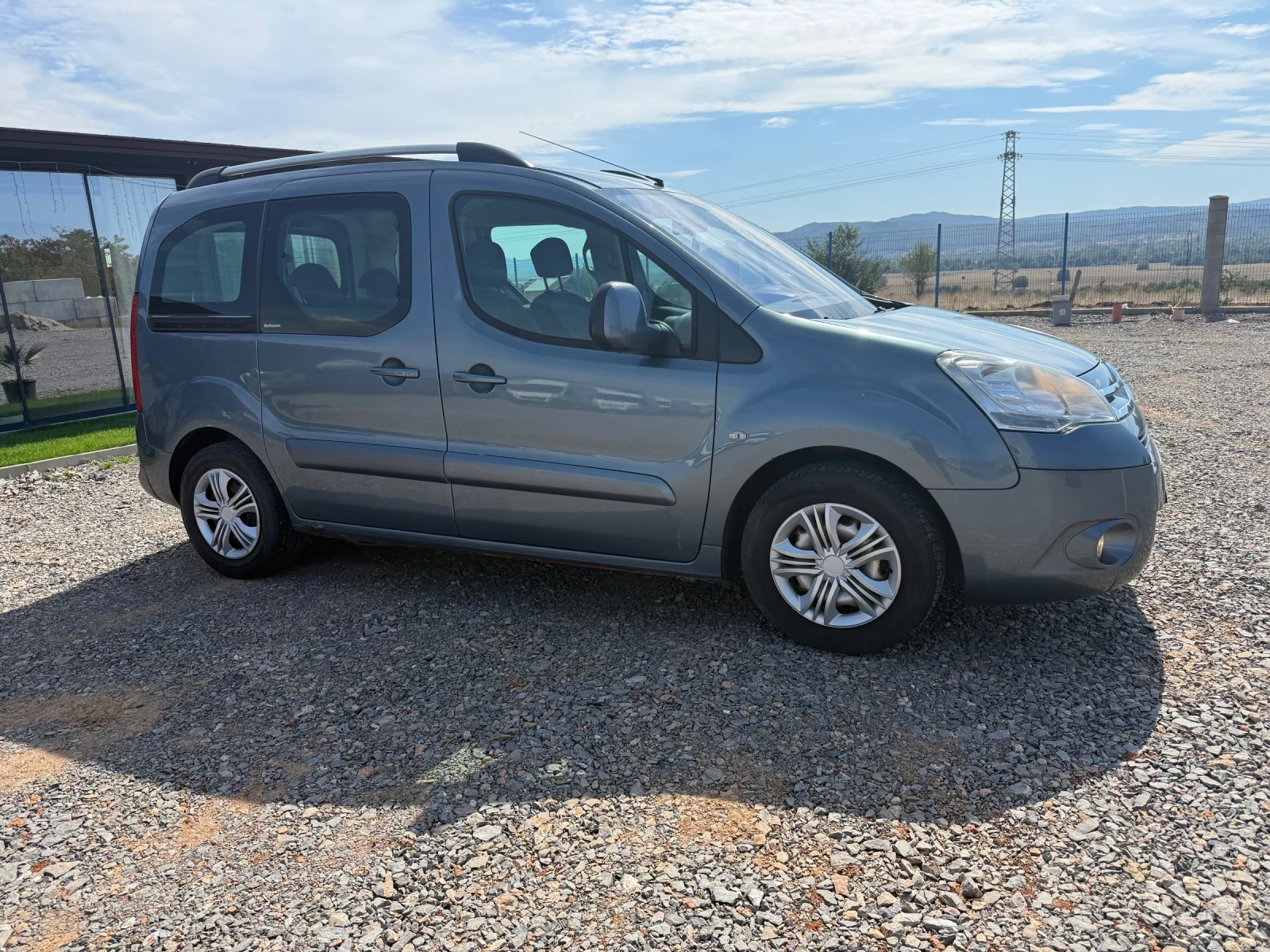 Citroen Berlingo 1.6 HDI KLIMA, снимка 3 - Автомобили и джипове - 56137933