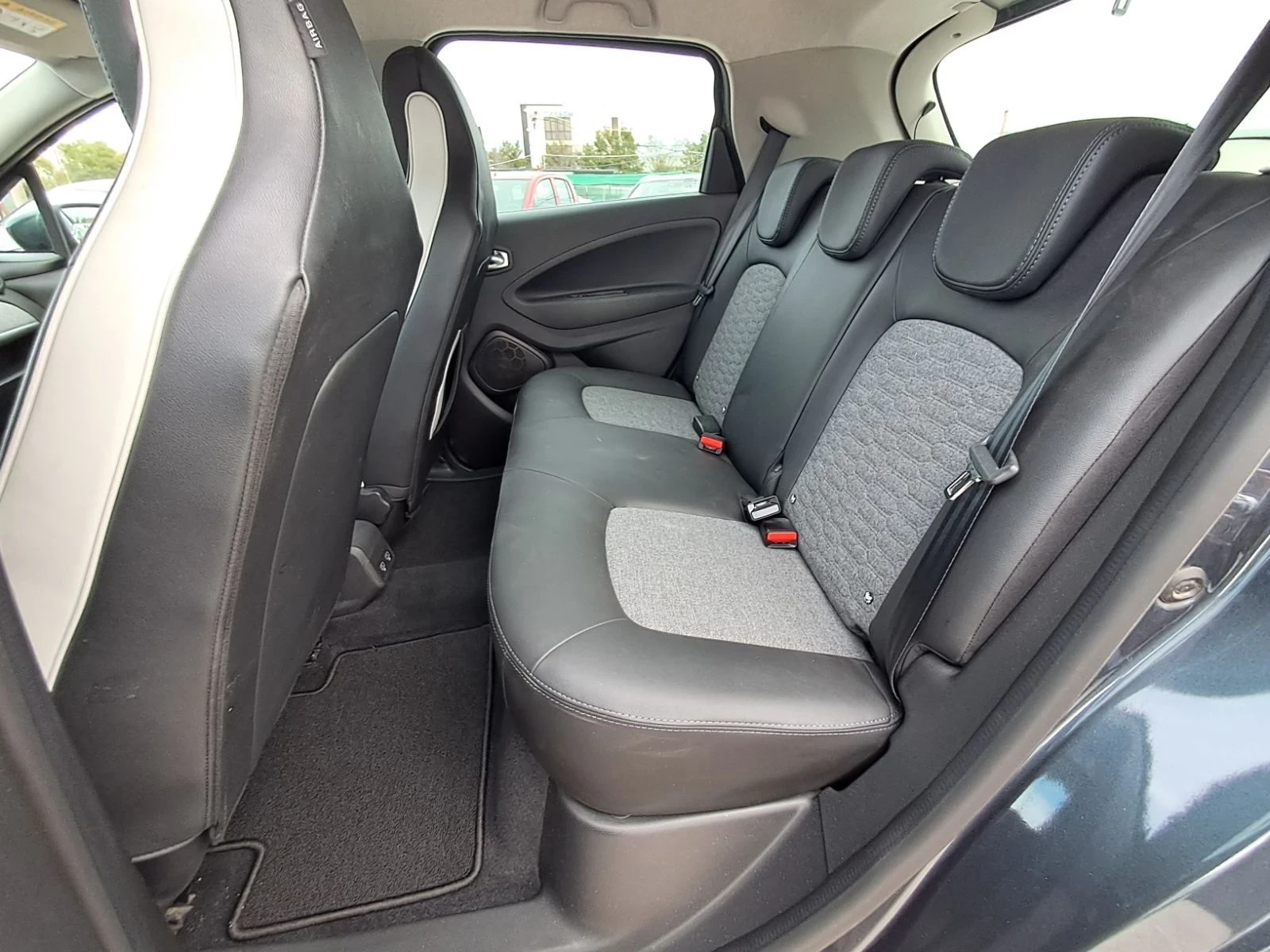 Renault Zoe 52kW 79 000, снимка 13 - Автомобили и джипове - 56202316