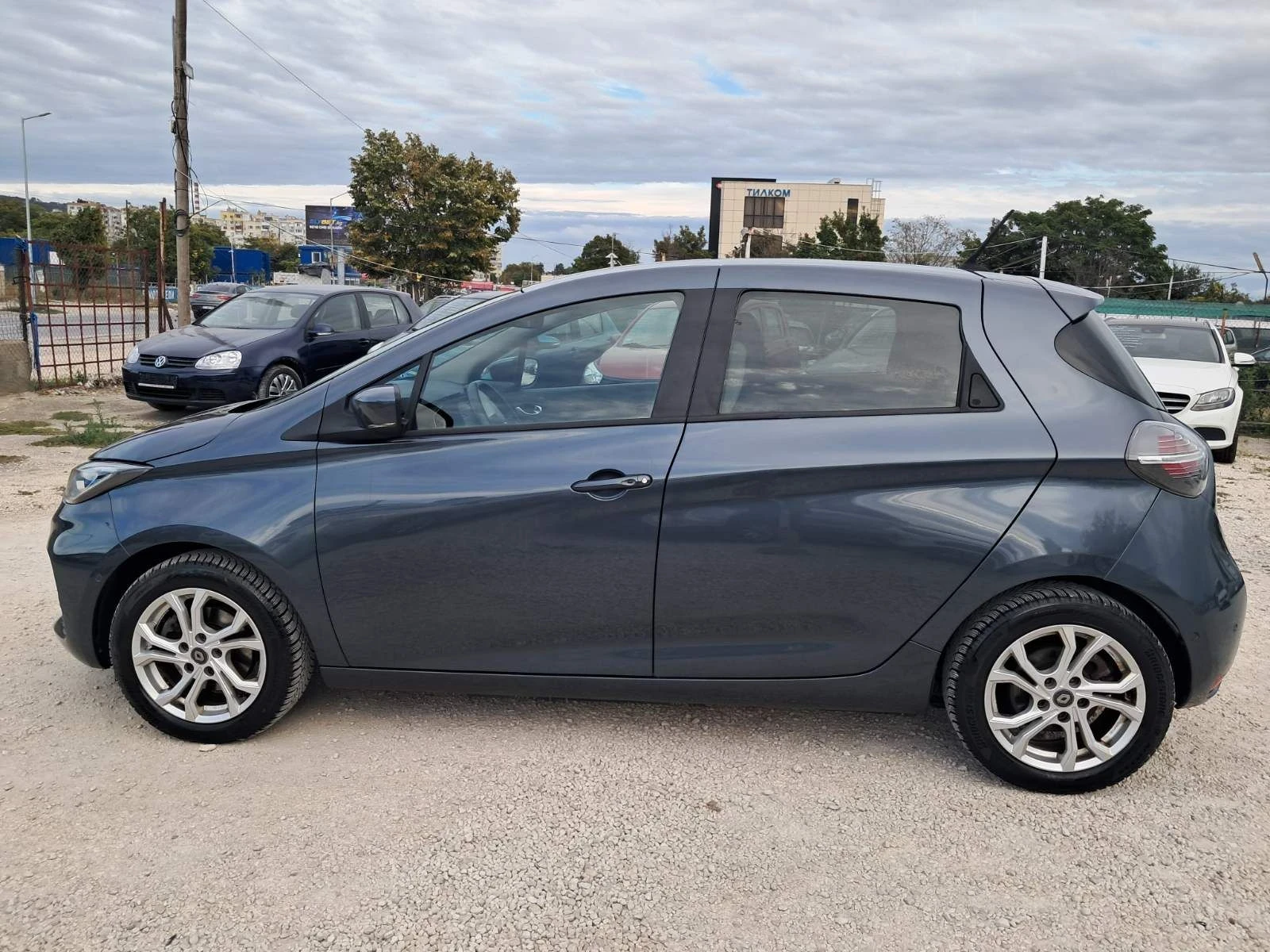 Renault Zoe 52kW 79 000, снимка 8 - Автомобили и джипове - 56202316