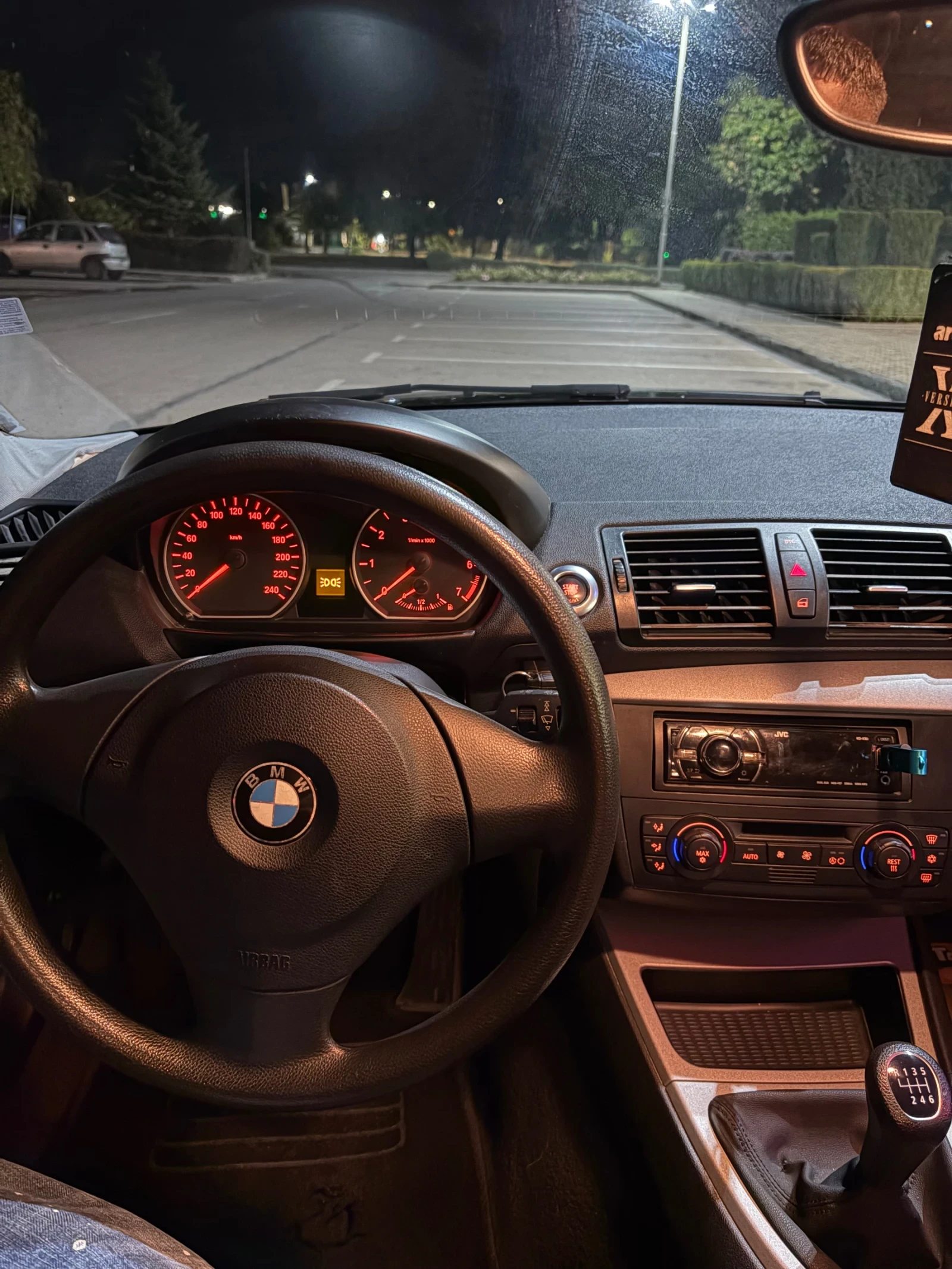 BMW 116, снимка 9 - Автомобили и джипове - 56240202