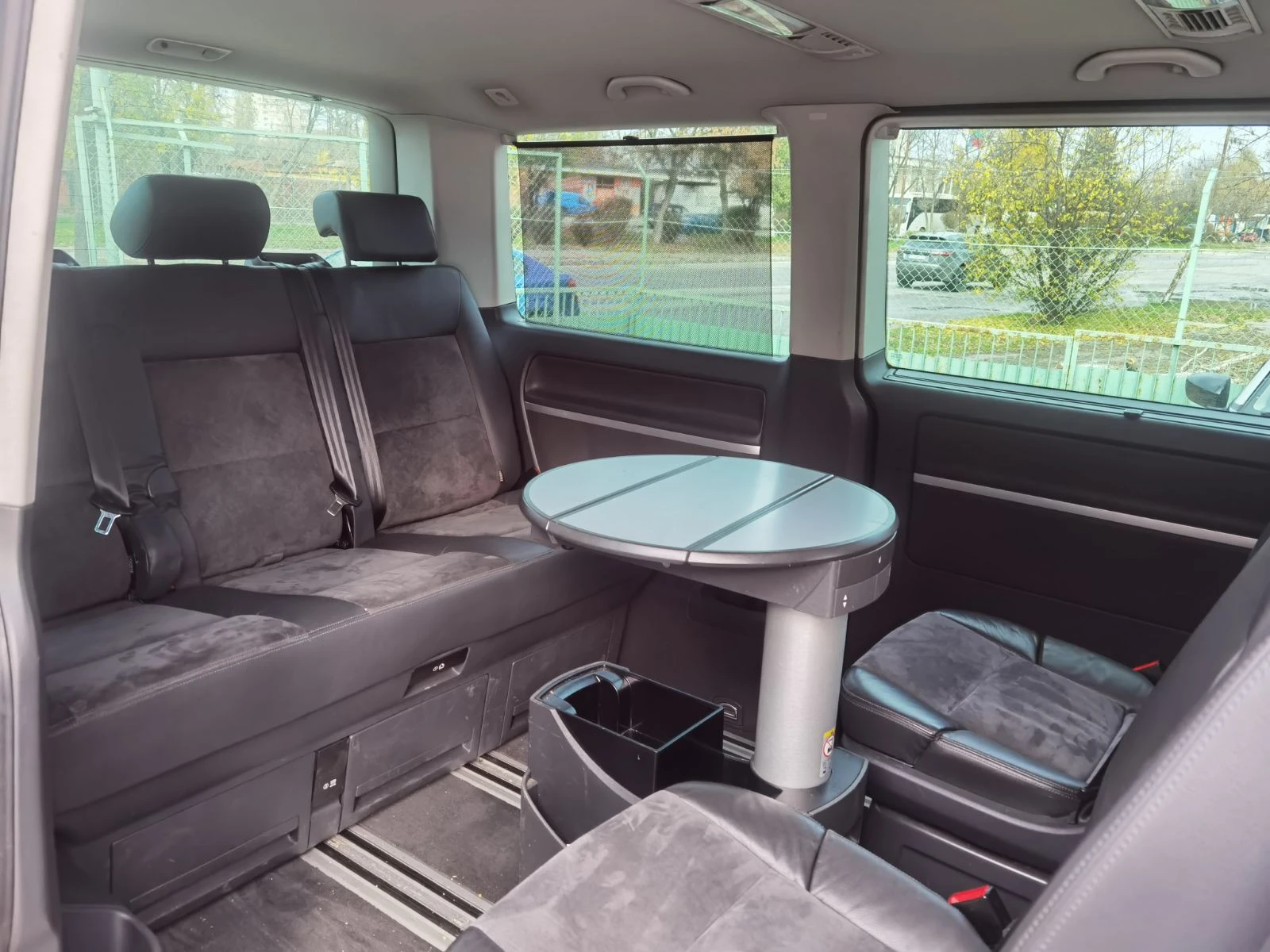 VW Multivan Сервизна история-Highline-FULL, снимка 8 - Автомобили и джипове - 56315531