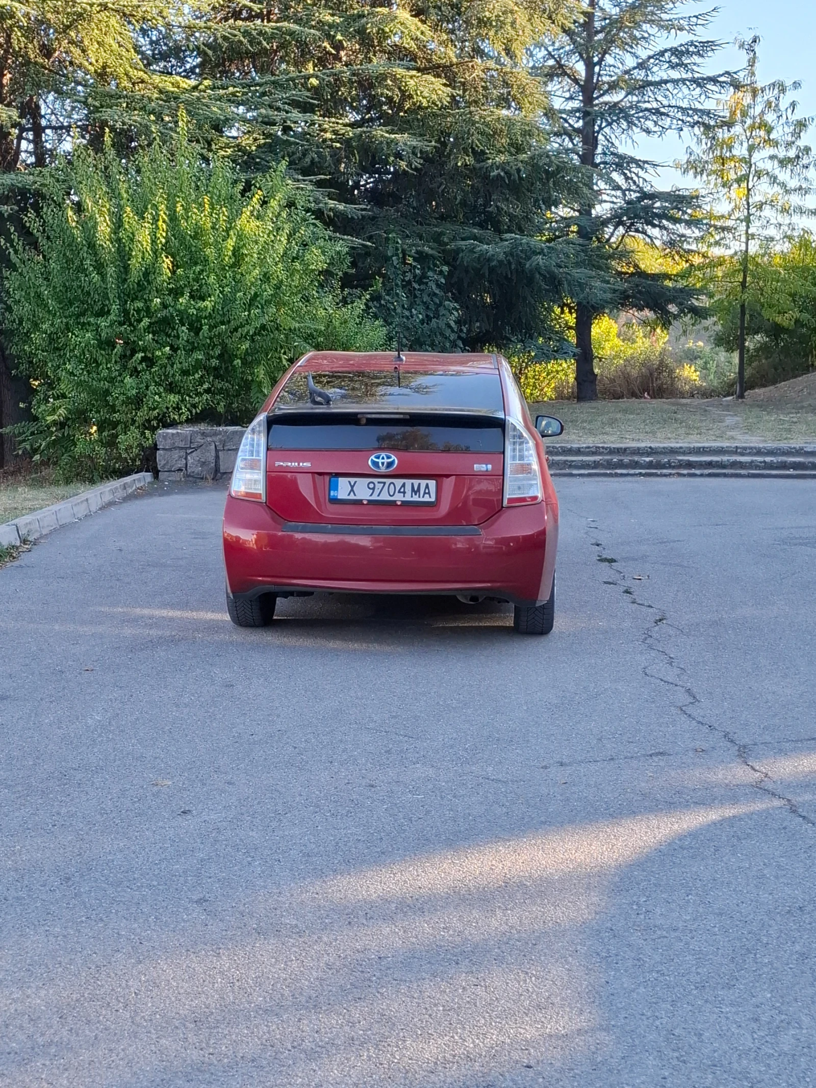 Toyota Prius Двойка, снимка 3 - Автомобили и джипове - 56348540