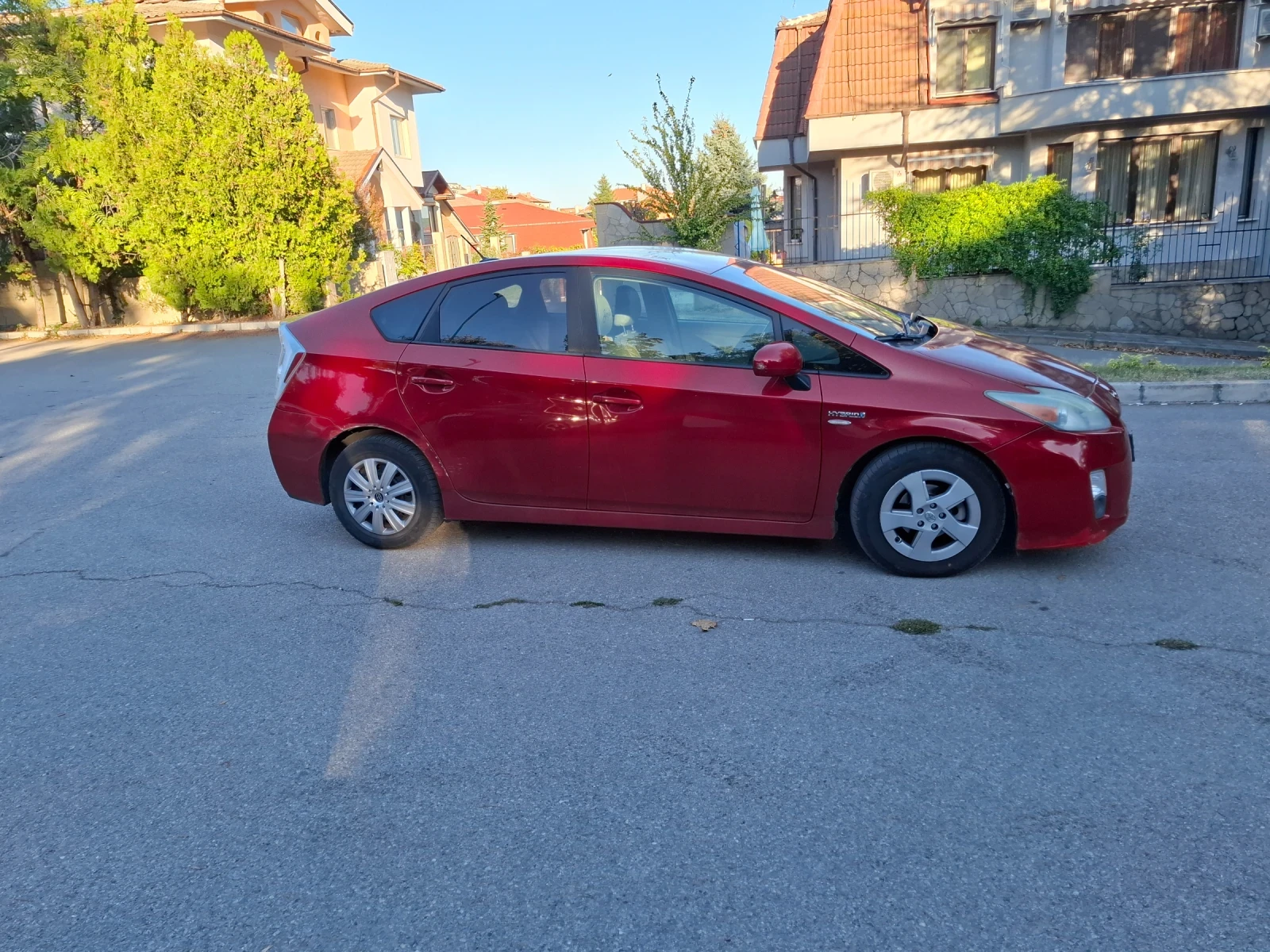 Toyota Prius Двойка, снимка 2 - Автомобили и джипове - 56348540