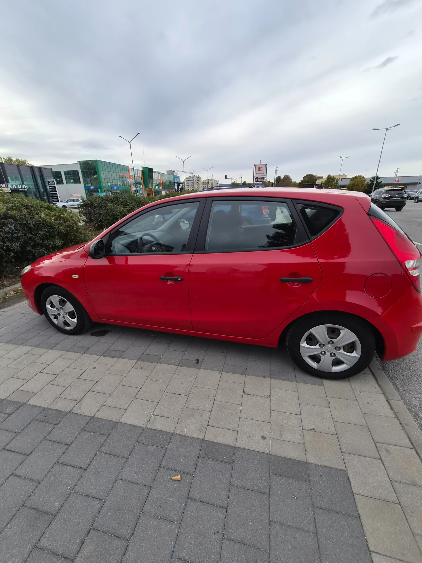 Hyundai I30, снимка 6 - Автомобили и джипове - 56531530