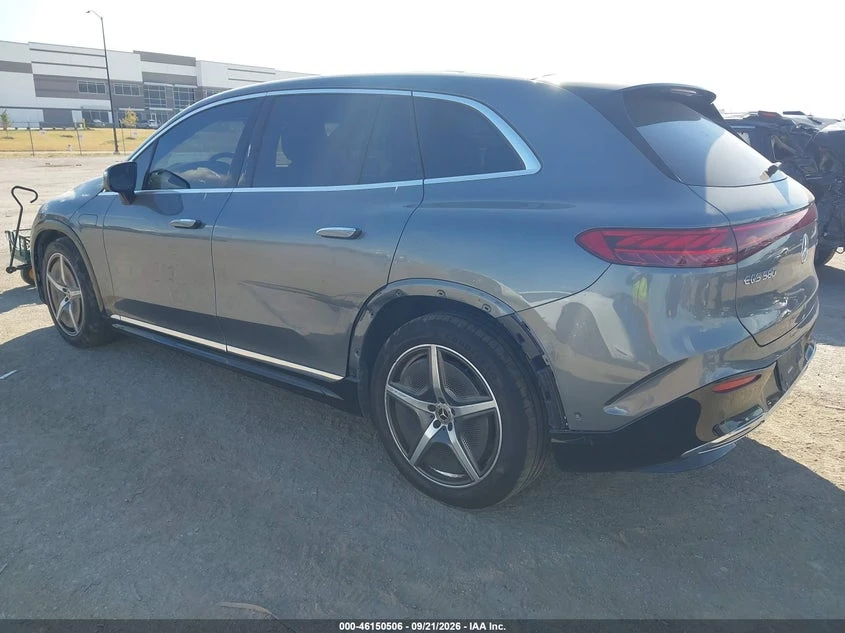 Mercedes-Benz EQS 580 Suv 4Matic, снимка 3 - Автомобили и джипове - 56630367
