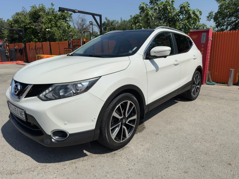 Nissan Qashqai 1.6D Tekna, снимка 3 - Автомобили и джипове - 50757779