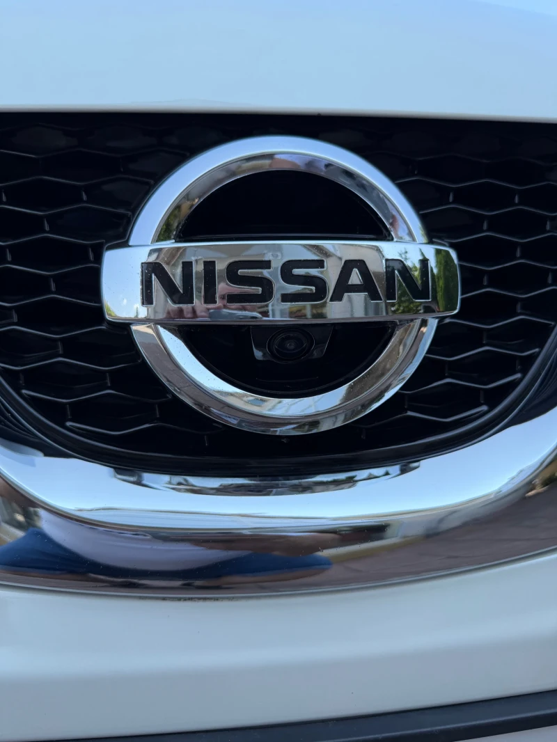 Nissan Qashqai 1.6D Tekna, снимка 9 - Автомобили и джипове - 50757779