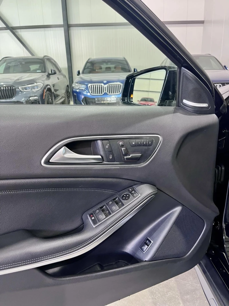 Mercedes-Benz GLA 45 AMG 4M AMG Night Package, снимка 14 - Автомобили и джипове - 51299871