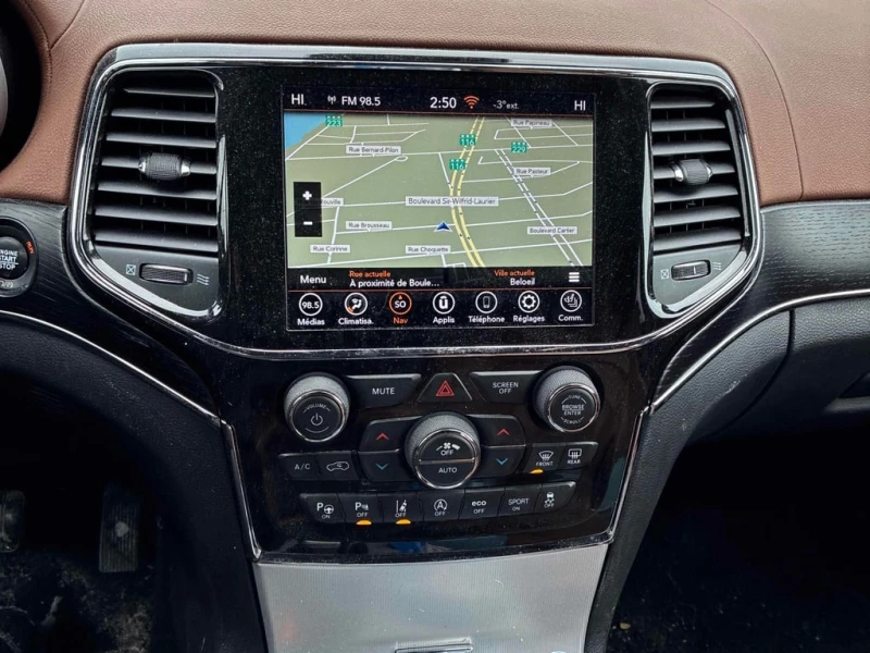 Jeep Grand cherokee  Summit | DISTRONIC | Harman Cardon | CARFAX, снимка 10 - Автомобили и джипове - 53460004