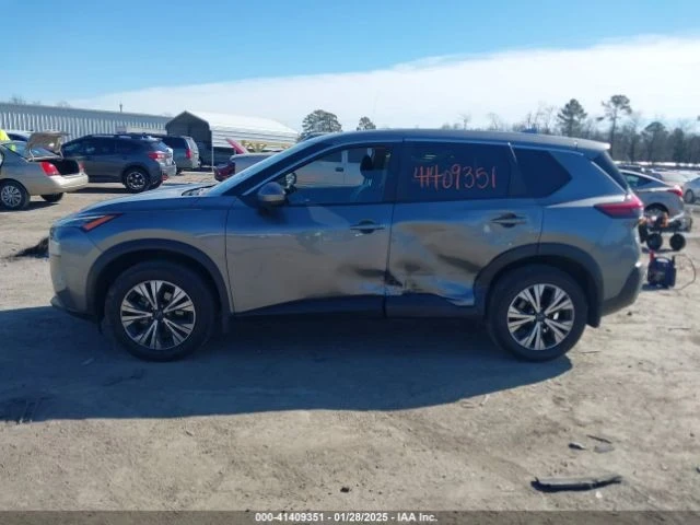 Nissan Rogue, снимка 12 - Автомобили и джипове - 49289555