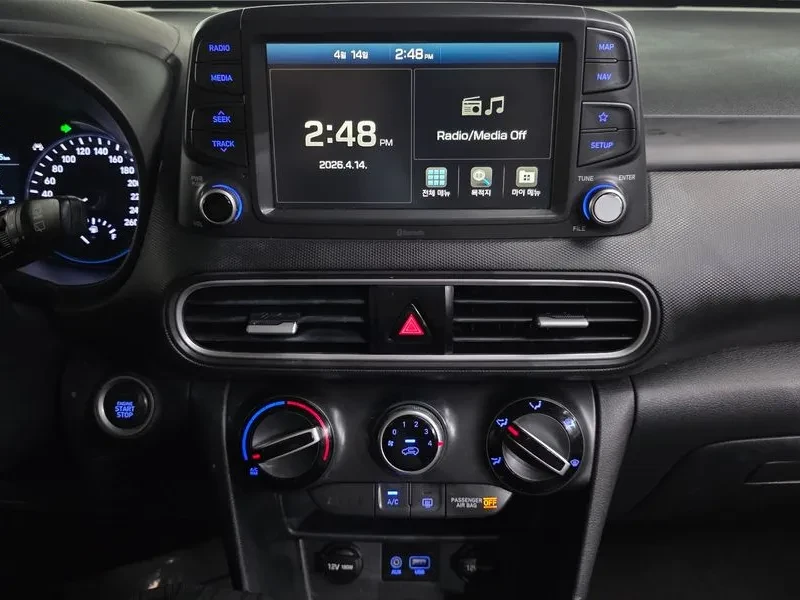 Hyundai Kona 1.6Т, снимка 14 - Автомобили и джипове - 54257151