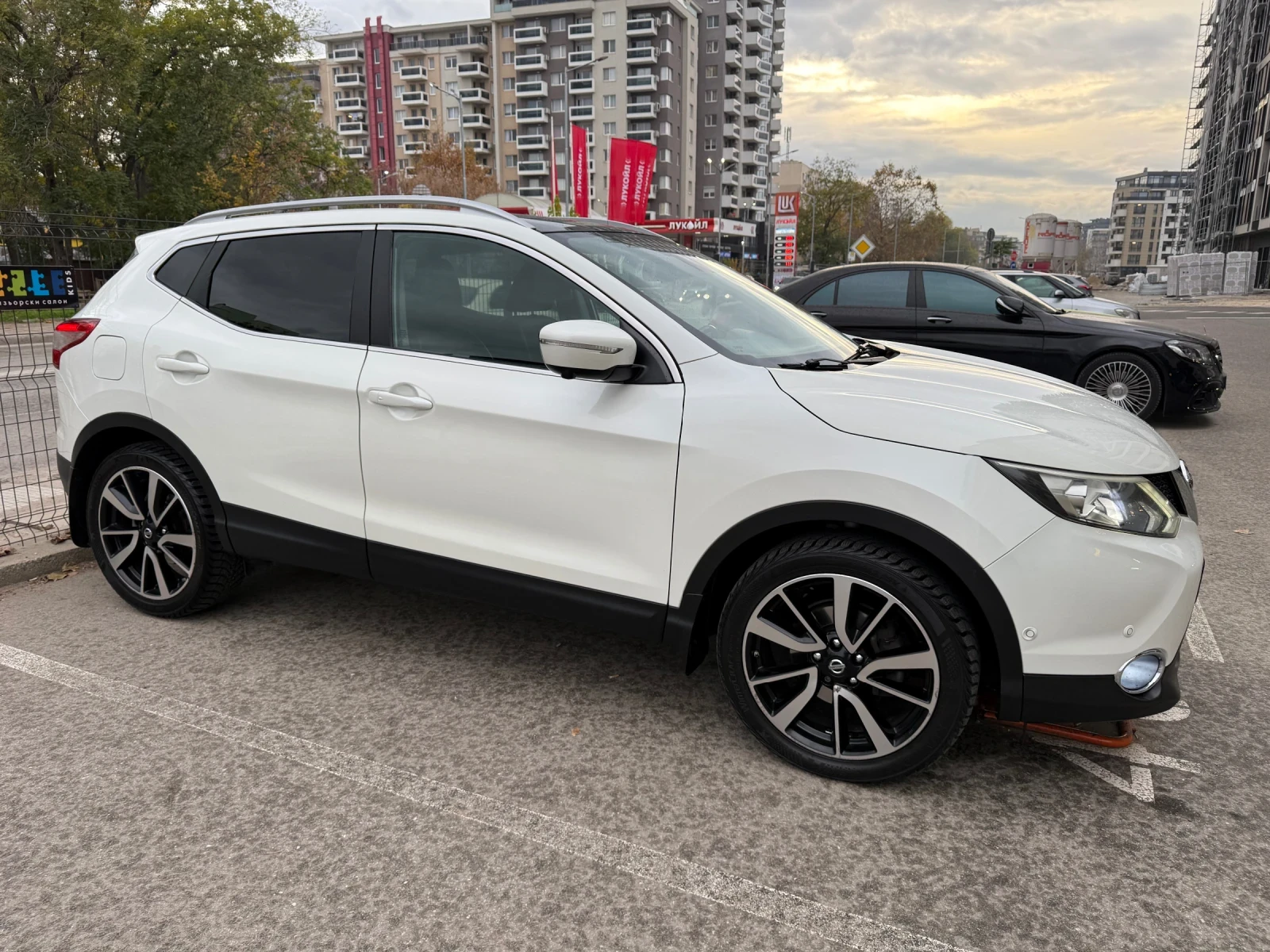 Nissan Qashqai 1.6D Tekna - изображение 2