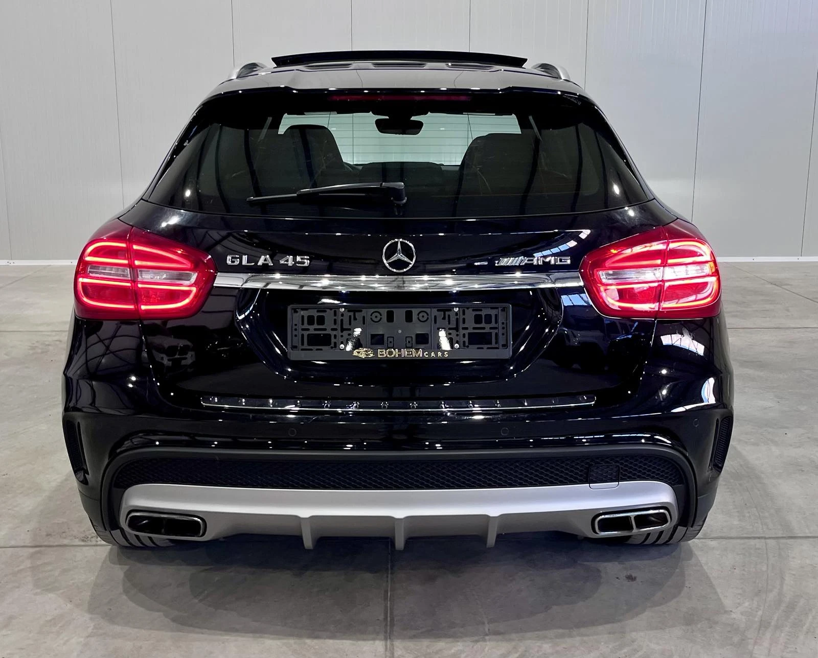 Mercedes-Benz GLA 45 AMG 4M AMG Night Package - изображение 4