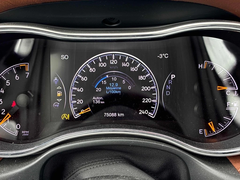 Jeep Grand cherokee  Summit | DISTRONIC | Harman Cardon | CARFAX - изображение 9