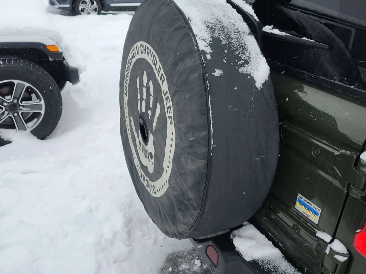 Jeep Wrangler * UNLIMITED SAHARA * CARFAX * 2 ����� | Mobile.bg � ����������� 15