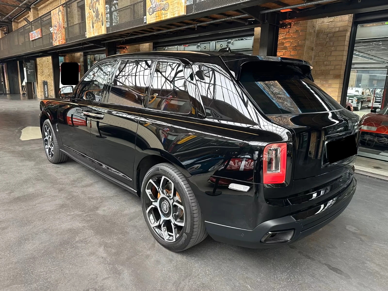 Rolls-Royce Cullinan Mandarin  - изображение 6