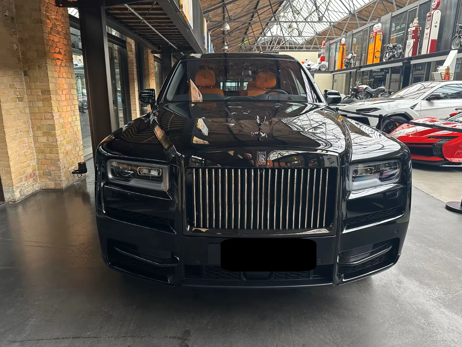 Rolls-Royce Cullinan Mandarin  - изображение 2