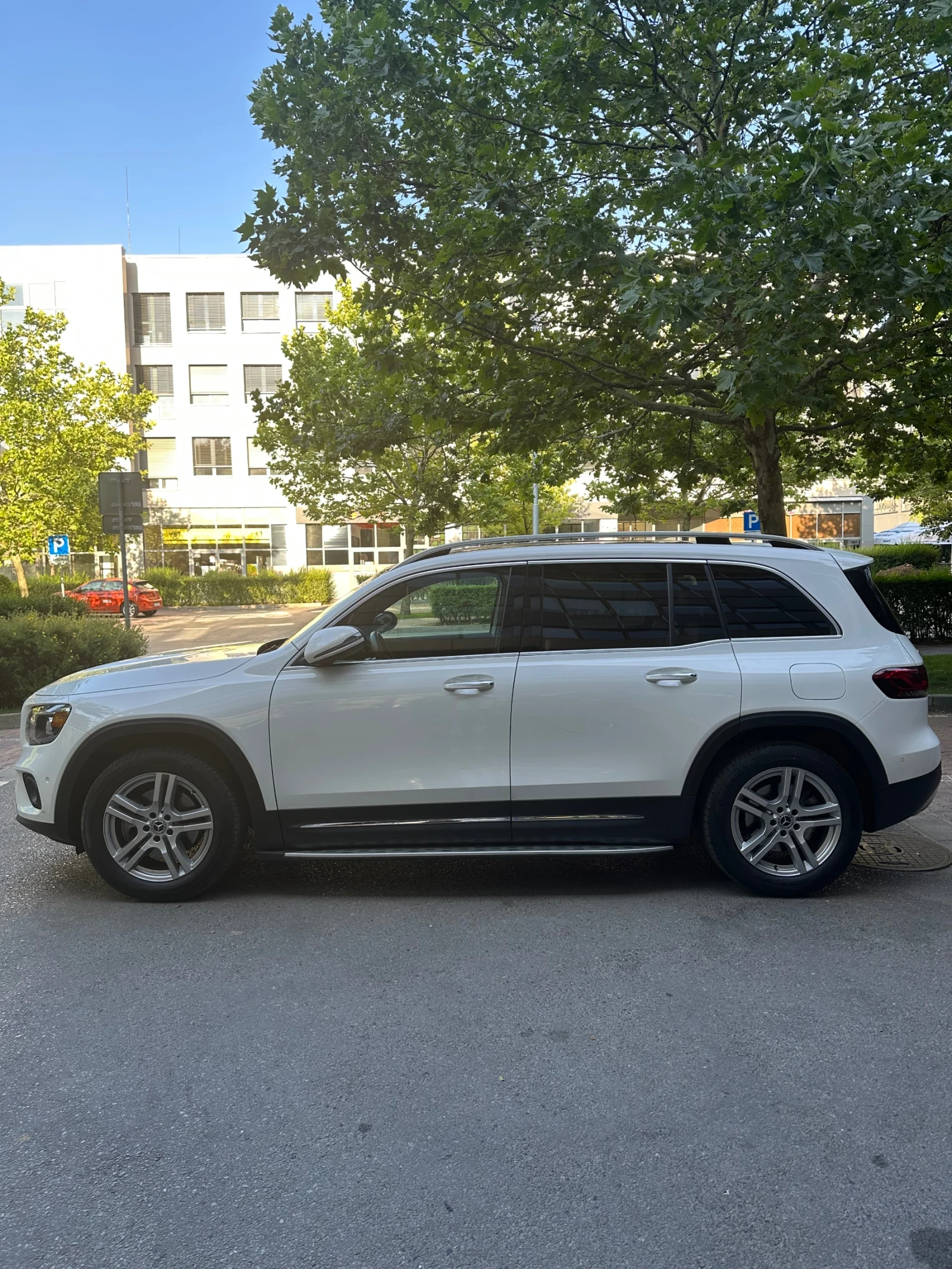 Mercedes-Benz GLB Mercedes GLB 250 , снимка 2 - Автомобили и джипове - 53809436